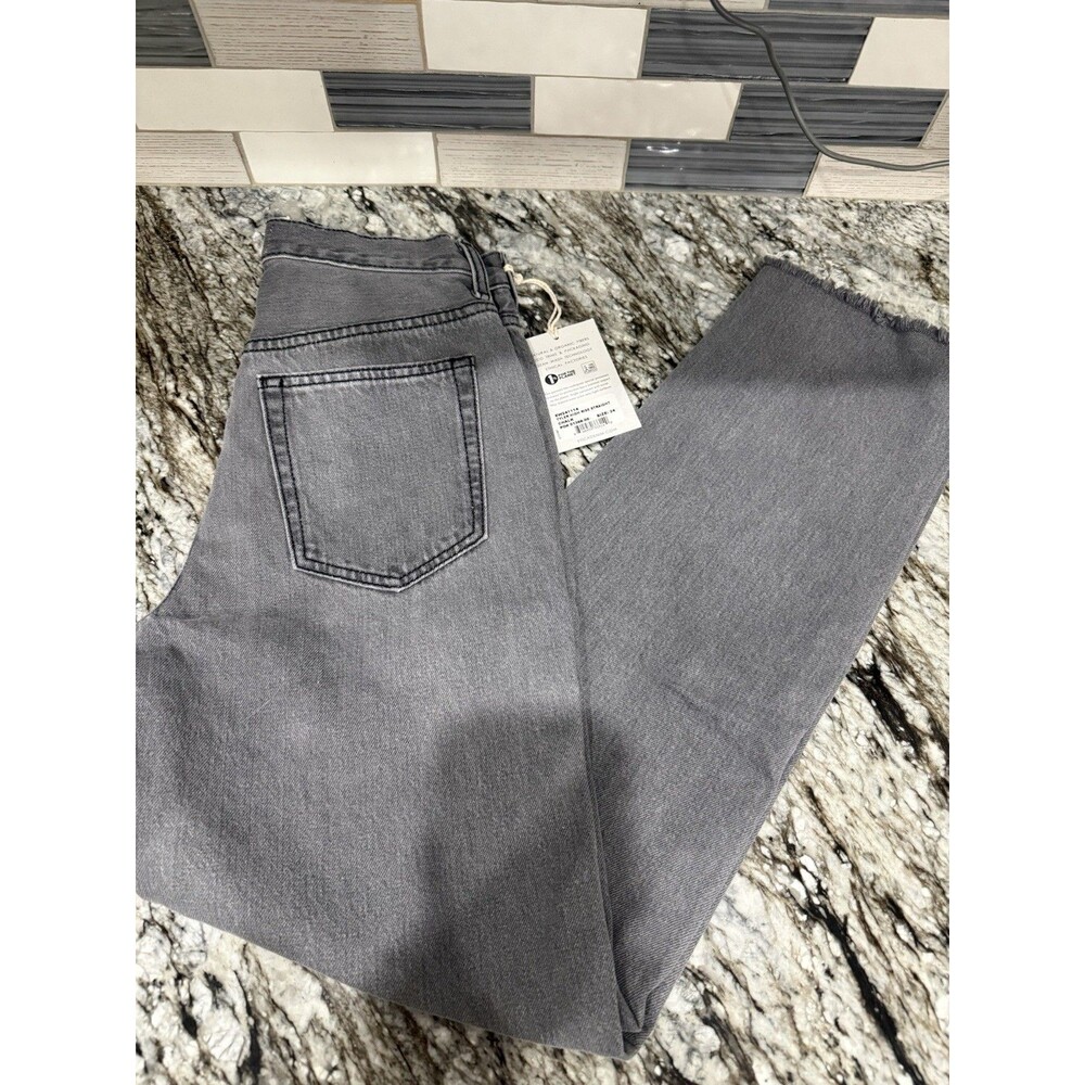 ETICA Tyler High Rise Straight Leg Jeans in Chalk Size 24 NWT EW241114